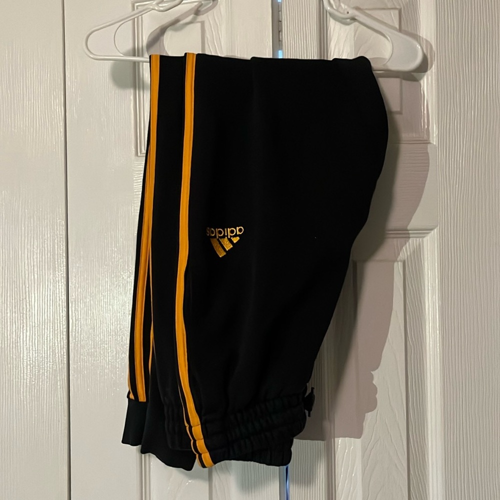 Small Adidas Sweatpants Woman’s Black and Yellow Stripe